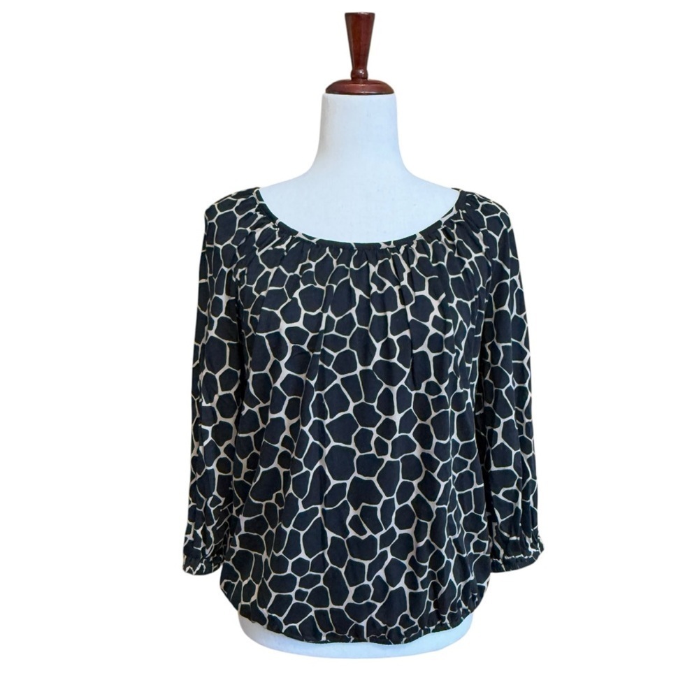 Michael Kors Black / Khaki Animal / Giraffe Print 3/4 Sleeve Top. Size M #1411